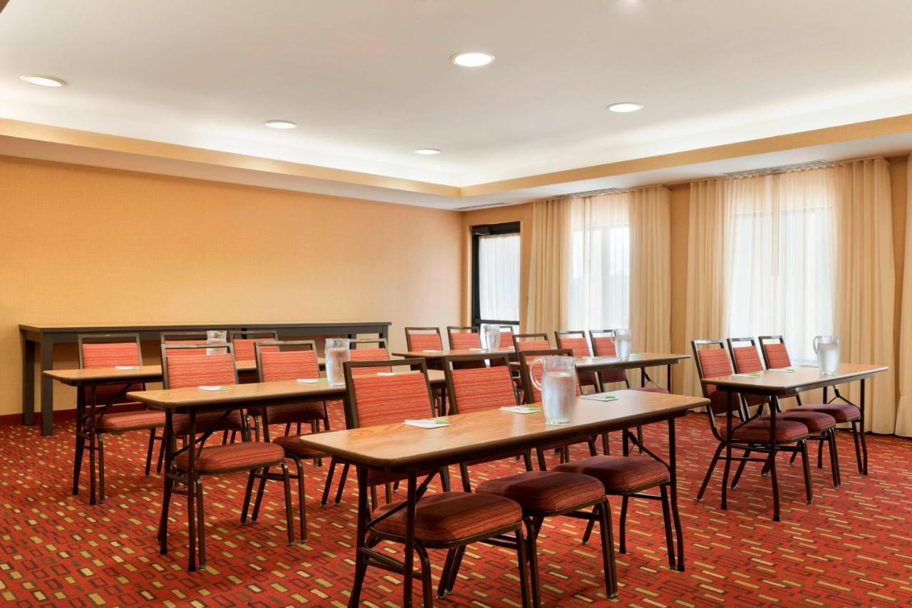 Courtyard By Marriott Peoria Hotel Buitenkant foto